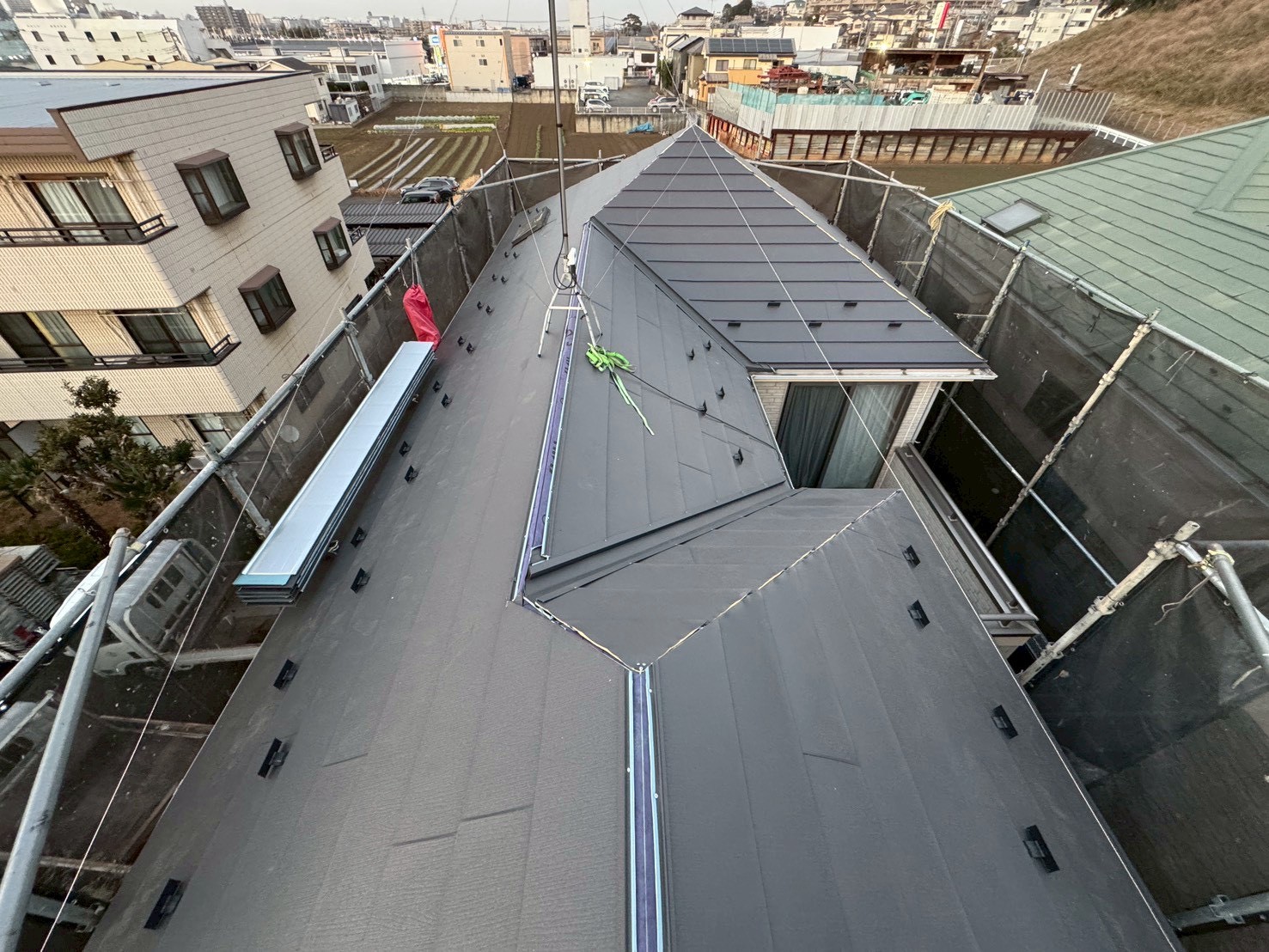 スーパーガルテクト施工完了全景